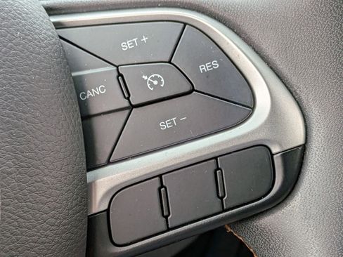 Certified 2021 Jeep Compass Latitude image 21