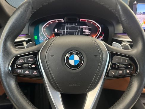 Used 2023 BMW 530i RWD image 11