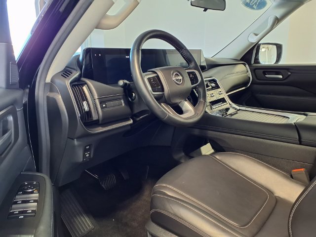 Used 2025 Nissan Armada SV AWD/4WD image 22
