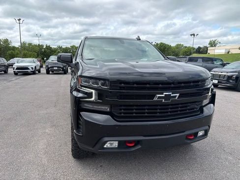 Used 2021 Chevrolet Silverado 1500 LT Trail Boss w/ LPO, Dark Essentials Package AWD/4WD image 7
