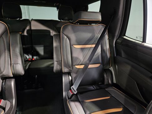 Used 2024 GMC Yukon AT4 w/ AT4 Premium Plus Package image 14