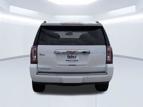 Used 2020 GMC Yukon Denali w/ Denali Premium Package RWD image 10