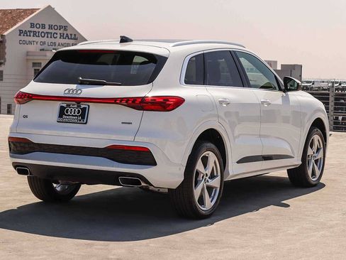 New 2026 Audi Q5 Premium AWD/4WD image 4