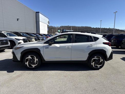 New 2026 Subaru Crosstrek 2.5i Limited w/ Crosstrek Mirror Package image 7