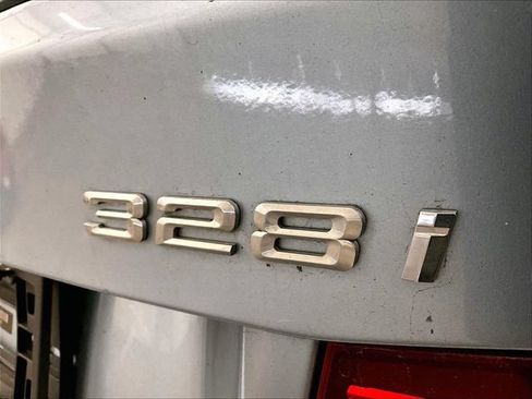 Used 2014 BMW 328i xDrive Wagon AWD/4WD image 14