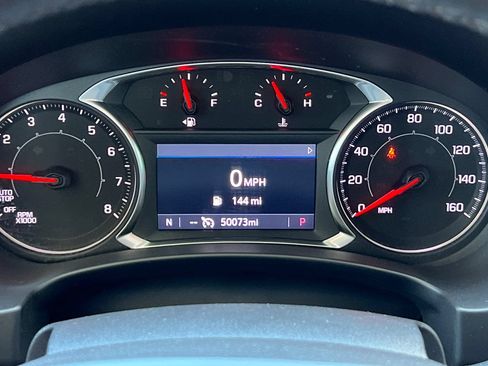 Used 2024 GMC Terrain SLT AWD/4WD image 35