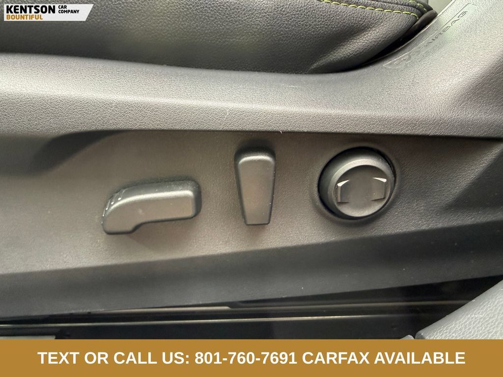 Used 2025 Subaru Outback Onyx Edition AWD/4WD image 28