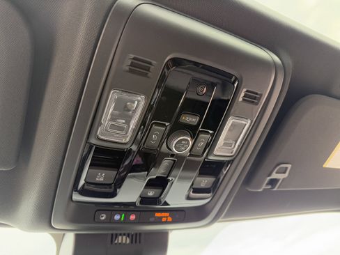 New 2026 Chevrolet Suburban Premier w/ Sun And Tow Package image 18