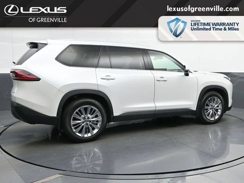Used 2025 Toyota Grand Highlander AWD image 8
