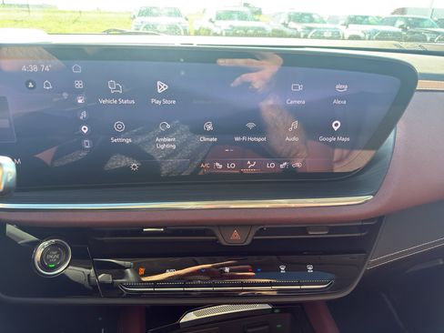 Used 2025 Buick Envision Sport Touring image 17