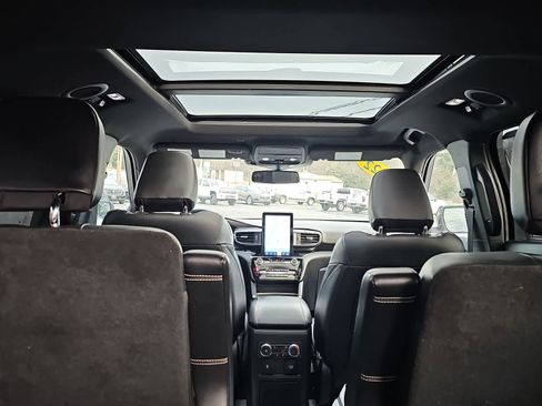 Used 2022 Ford Explorer ST w/ Equipment Group 401A image 31