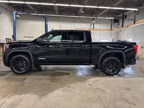 Used 2023 GMC Sierra 1500 Elevation image 3