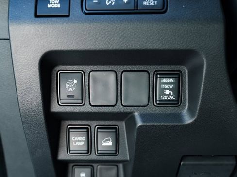 New 2025 Nissan Frontier SV w/ SV Convenience Package image 21