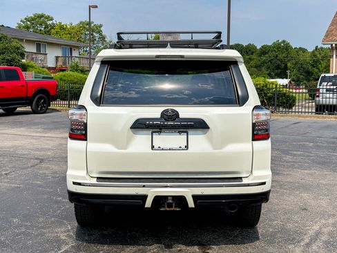 Used 2021 Toyota 4Runner Nightshade AWD/4WD image 11