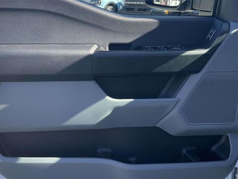 New 2026 Ford F250 XL w/ XL Chrome Package image 15