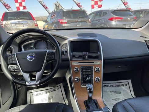 Used 2017 Volvo XC60 T5 Inscription w/ Advanced Package image 16