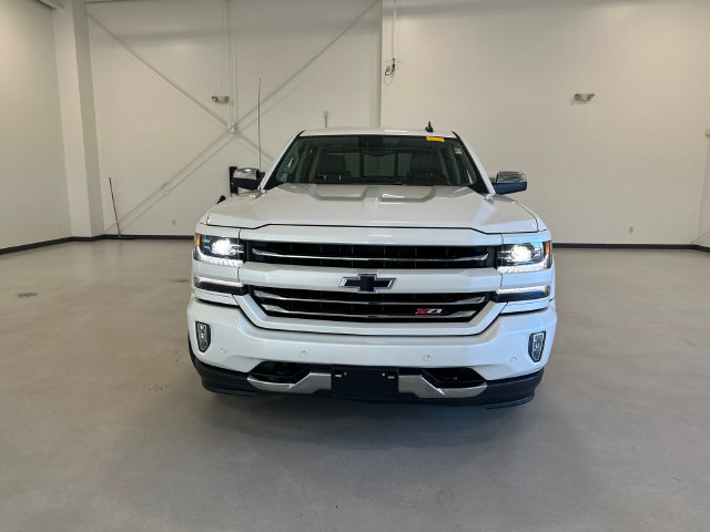 Used 2018 Chevrolet Silverado 1500 LTZ Z71 w/ LTZ Plus Package AWD/4WD image 2