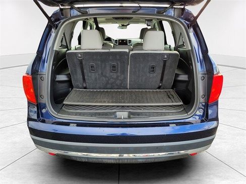 Used 2017 Honda Pilot Touring image 9