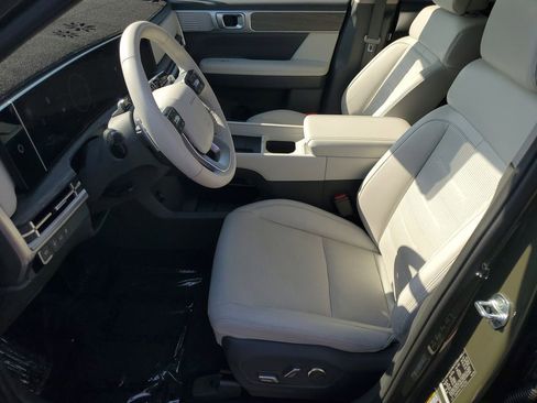 Used 2024 Hyundai Santa Fe Limited image 5