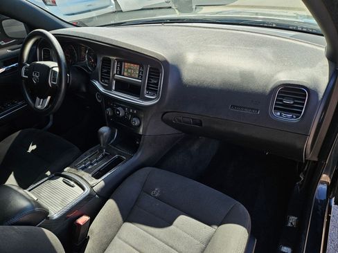 Used 2012 Dodge Charger SE RWD image 30