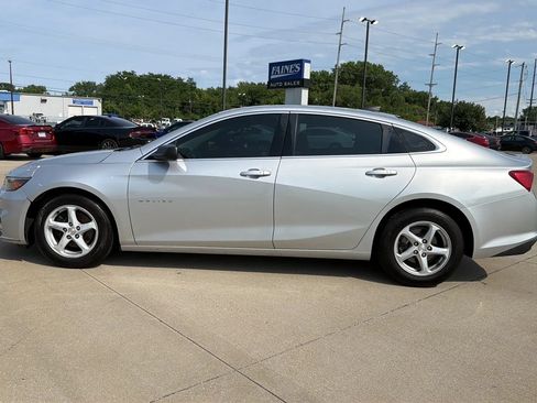 Used 2018 Chevrolet Malibu LS FWD image 8