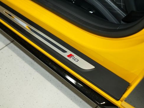 Used 2023 Audi R8 V10 performance RWD image 38