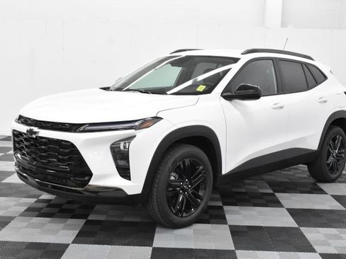 New 2025 Chevrolet Trax ACTIV w/ Driver Confidence Package image 8