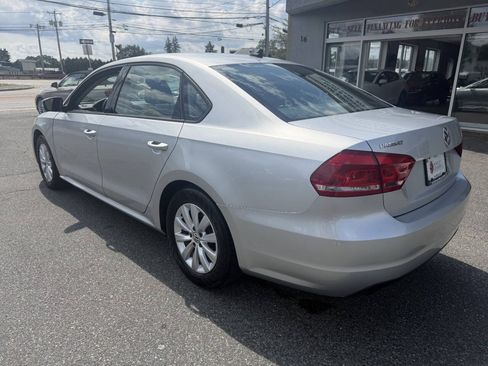 Used 2014 Volkswagen Passat 1.8T Wolfsburg Edition FWD image 5