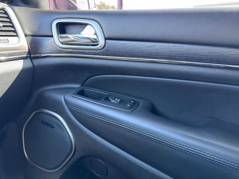 Used 2018 Jeep Grand Cherokee High Altitude image 22