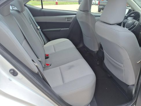 Used 2014 Toyota Corolla LE FWD image 18