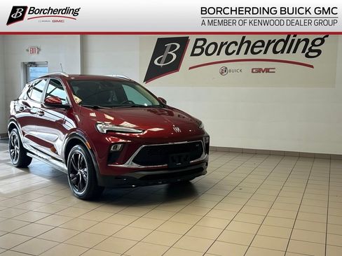 Used 2025 Buick Encore GX Sport Touring image 1