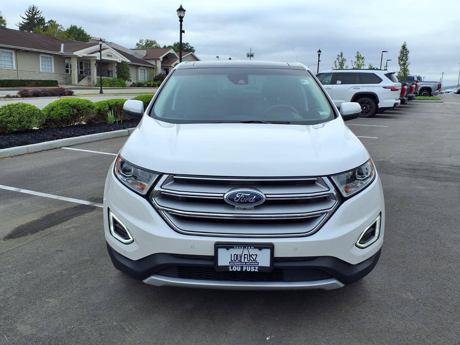 Used 2018 Ford Edge Titanium w/ Equipment Group 302A AWD/4WD image 33