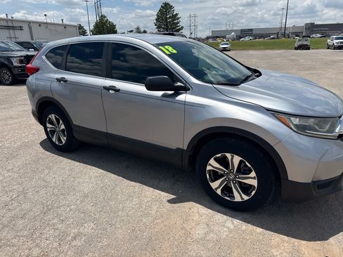 Used 2018 Honda CR-V LX image 7