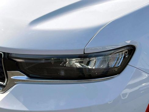 Used 2022 Jeep Grand Cherokee Limited 4xe image 8