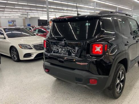 Used 2019 Jeep Renegade Trailhawk image 37