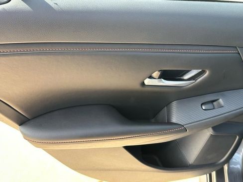 Used 2025 Nissan Sentra SR image 13