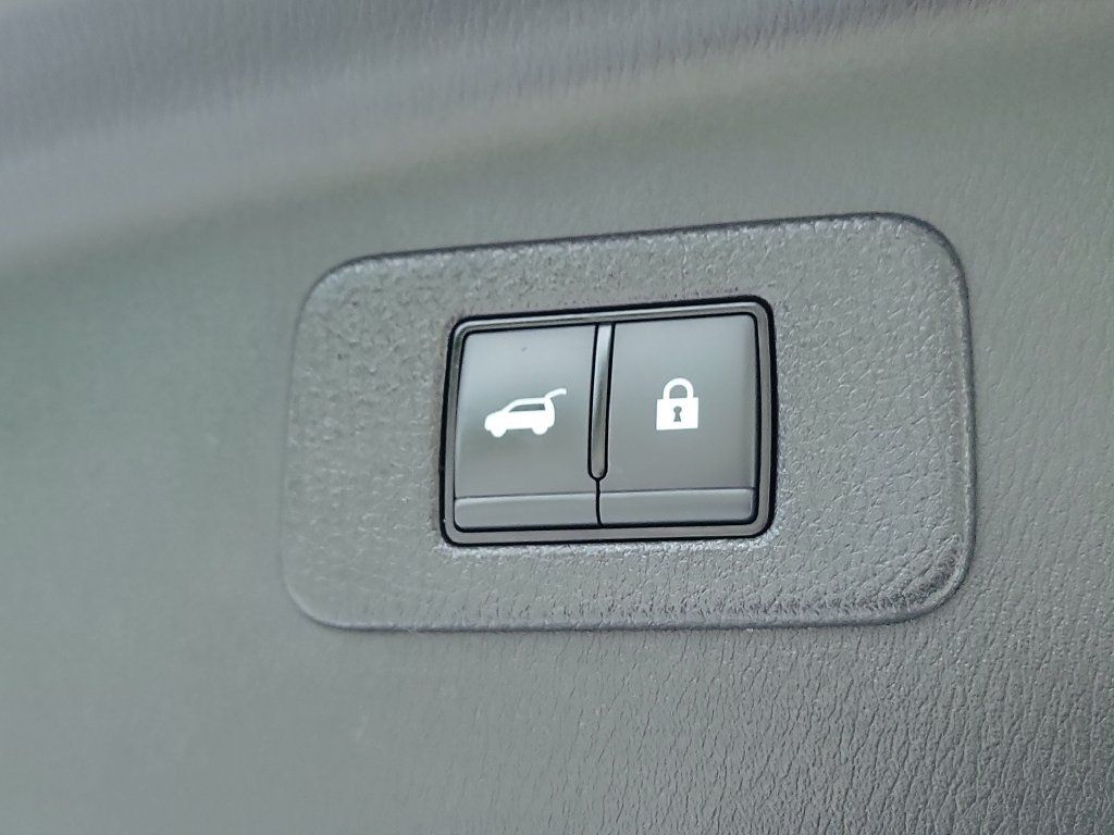 Used 2024 Nissan Armada SL w/ Cargo Package RWD image 12