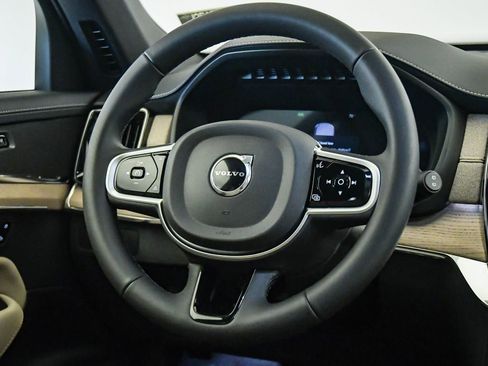 Used 2026 Volvo XC90 B6 Plus w/ Protection Package AWD/4WD image 13