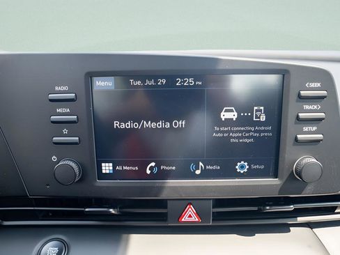 New 2025 Hyundai Elantra Sport FWD image 28