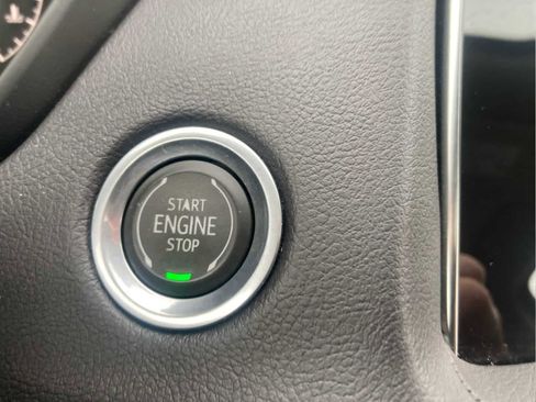 Used 2022 Cadillac XT4 Luxury image 22