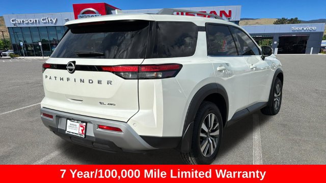Used 2024 Nissan Pathfinder SL AWD/4WD image 3