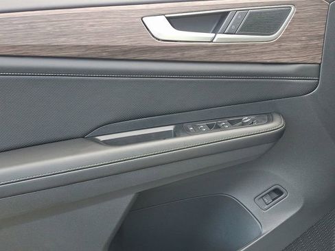 New 2026 Volkswagen Atlas SEL image 10