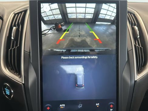 Certified 2022 Ford Edge SEL image 21