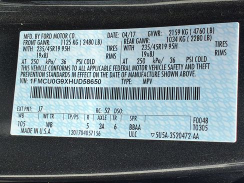 Used 2017 Ford Escape SE w/ Equipment Group 201A FWD image 28