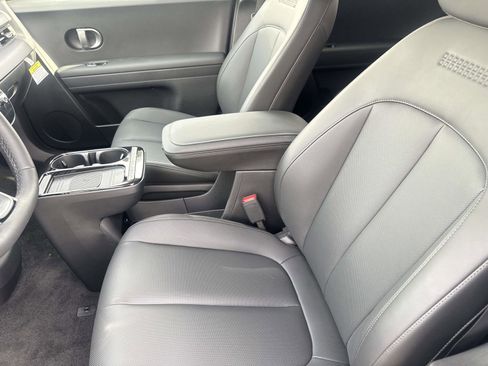 New 2026 Hyundai Ioniq 5 SEL image 15