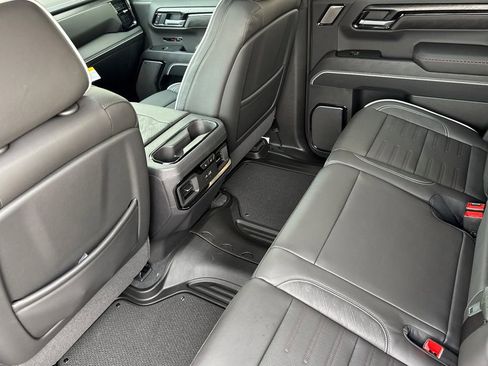 New 2026 GMC Sierra 1500 AT4X AWD/4WD image 9