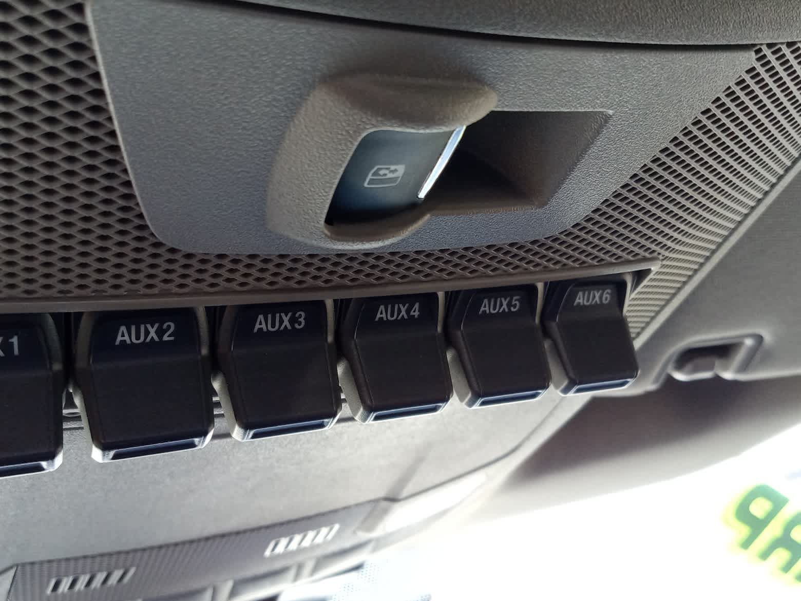 Used 2022 Ford F250 XLT w/ XLT Premium Package AWD/4WD image 29