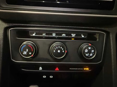 Certified 2022 Volkswagen Atlas SE image 33