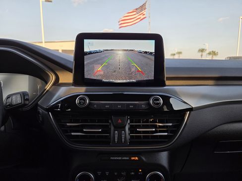 Used 2025 Ford Escape Active image 33