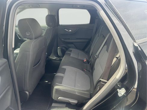 Used 2025 Chevrolet Blazer LT image 31